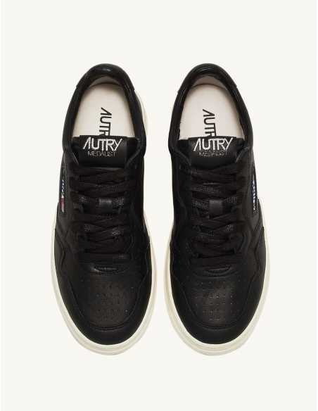 Sneakers Medalist Low Noir Autry Homme présentées vue du dessus | Toulouse Soulery