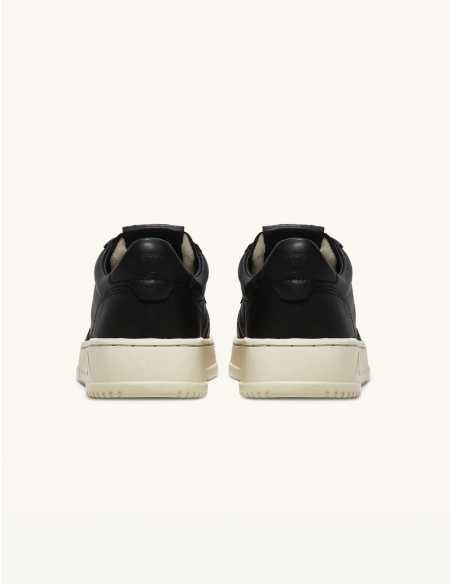 Sneakers Medalist Low Noir Autry Homme présentées de dos | Toulouse Soulery