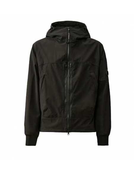Veste Shell-R À Capuche Noire C.P Company Homme présentée de face | Toulouse Soulery