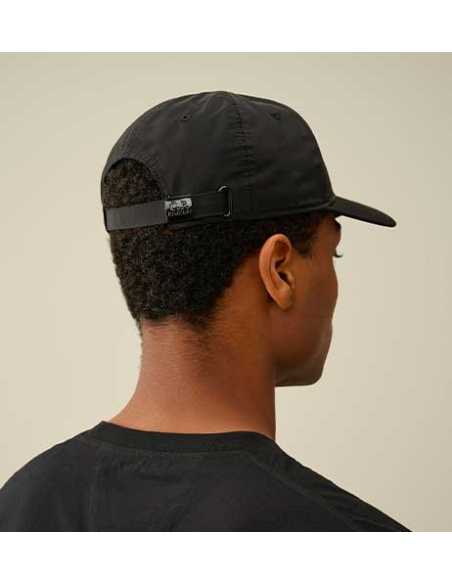 Casquette Chrome-R Logo Noire C.P Company présentée portée de dos | Toulouse Soulery