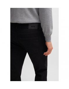 Jean Slim En Denim Italien Noir Boss Homme présenté de face | Toulouse Soulery 2