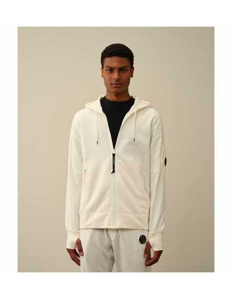 Sweat À Capuche Zippé Polaire Avec Logo Blanc C.P Company présenté porté de face | Toulouse Soulery