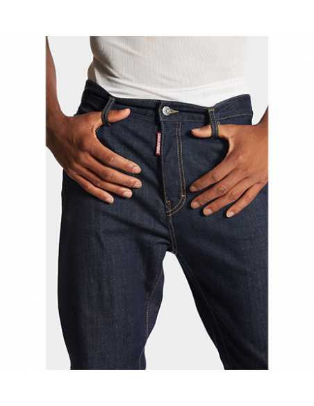 Jean 642 Délavé Bleu Foncé Dsquared2 Homme présenté porté de face | Toulouse Soulery