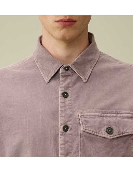 Chemise Boutonnée En Velours Côtelé Violette C.P Company zoom sur le col | Toulouse Soulery