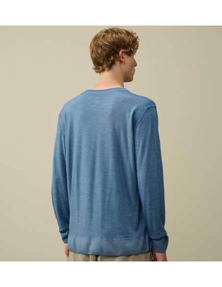 Pull Col Rond En Laine Mérinos Bleu C.P Company Homme présenté de dos | Toulouse Soulery