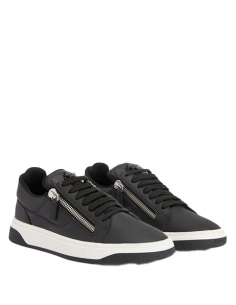 Chaussures Gz94 Noir Giuseppe Zanotti Homme, présentées de profil| Toulouse Soulery 2