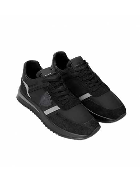 Sneakers Tropez 2.1 Homme Noir Philippe Model, présentées de face | Toulouse Soulery