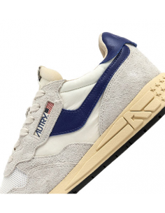 Sneakers Reelwind Low En Nylon Daim Blanc Limoges Autry, zoom sur le logo | Soulery