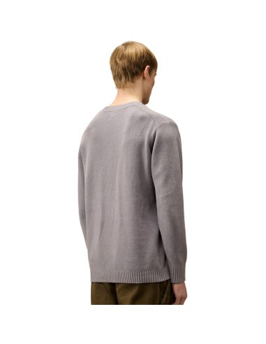 Pull Ras Du Cou Lavander Coton Avec Lentilles CP Company présenté porté de dos | Soulery Toulouse