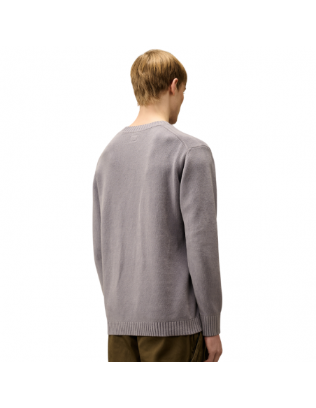 Pull Ras Du Cou Lavander Coton Avec Lentilles CP Company présenté porté de dos | Soulery Toulouse