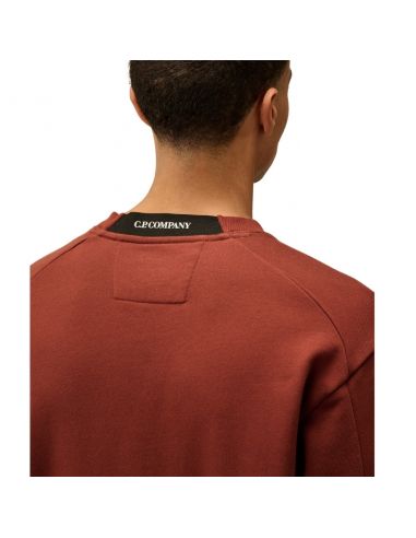 Sweat-shirt Ras Du Cou Polaire Relief Diagonal Sable Marron présenté porté de dos|Soulery Toulouse Sweat-shirt Ras Du Cou Polaire Relief Diagonal Sable Marron présenté porté de dos|Soulery Toulouse
