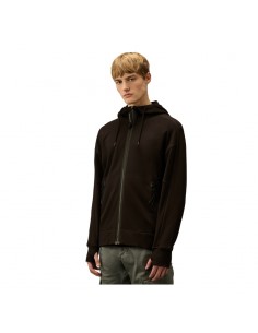 Diagonal Raised Fleece Goggle Sweatshirt Noir Cp Company présenté porté de face｜Soulery Toulouse