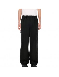 Pantalon De Jogging Cargo 'Boke Flower 2.0' Noir Kenzo présenté porté de face｜Soulery Toulouse