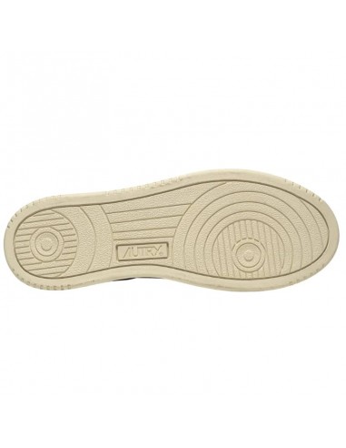 Baskets Medalist Low en Cuir Blanc Autry présentées de dessous｜Soulery Toulouse