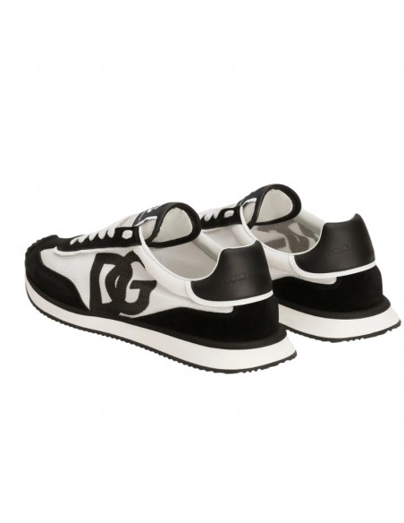Sneakers DG Cushion Noir et Blanc Dolce & Gabbana présentées de dos ｜Soulery Toulouse