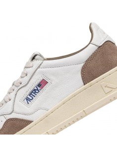 Baskets Medalist Low En Cuir Blanc Et Tobacco Autry Homme, présentée de profil｜Soulery Toulouse 2