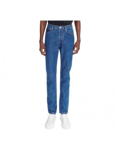 Jean New Standard Indigo Délavé A.P.C.présenté porté de face｜Boutique Homme Toulouse
