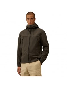Veste de Protection CP Shell-R Ombre Foncée C.P. Company présentée portée de face｜Boutique Homme Toulouse