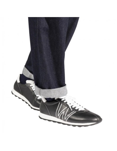 Basket On My Way Noir Et Blanc J.M. Weston Homme présentée porté de face｜Boutique Homme Toulouse