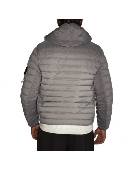Doudoune En Nylon Doublure TC Grise Homme Stone Island présentée portée de dos｜Magasin Homme Toulouse