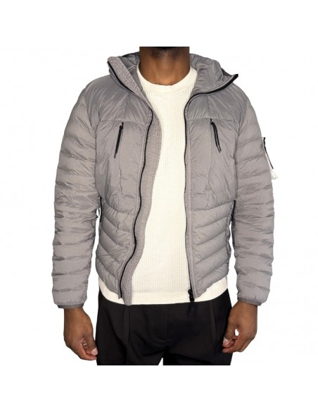 Doudoune En Nylon Doublure TC Grise Homme Stone Island présentée portée de face｜Magasin Homme Toulouse