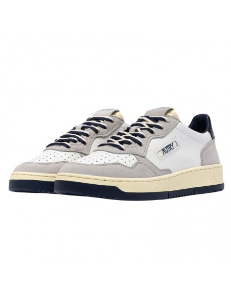 Sneaker Medalist Low Man White Vapor Homme Autry présentée de profil｜Magasin Homme Toulouse