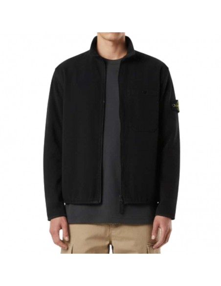Surchemise en Satin de Coton Bio Navy Homme Stone Island présentée portée de face｜Magasin Homme Toulouse
