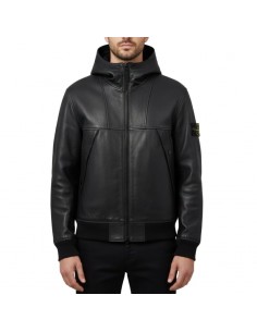 Veste à Capuche Avec Doublure Rembourrée Homme Stone Island présentée portée de face｜Magasin Homme Toulouse
