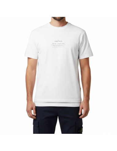 T-Shirt Avec Imprimé « Stone » Sky Blue Stone Island présenté porté de face｜Boutique Homme Toulouse
