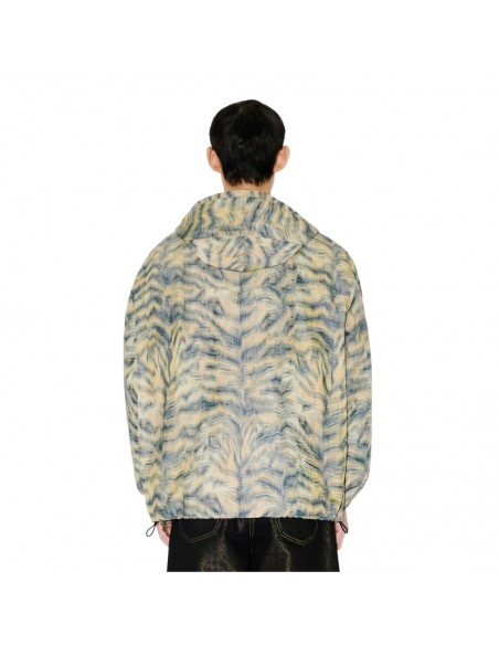 Coupe-vent Court 'KENZO Tiger' Marigold Homme Kenzo présenté porté de dos｜Boutique Homme Toulouse