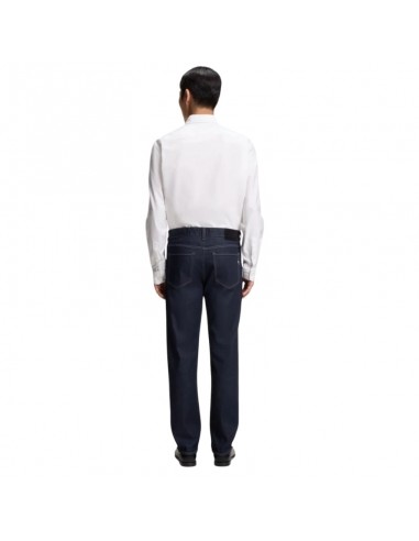Jean Coupe Droite Denim Stretch Indigo Bleu Foncé Homme Boss présenté porté de dos｜Boutique Homme Toulouse