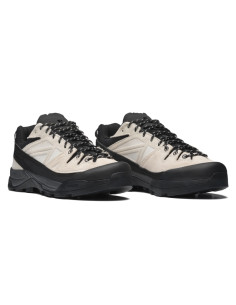Sneaker X-ALP LEATHER Noir / Vanilla Ice Homme Salomon présentée portée de face｜Magasin Homme Toulouse 2