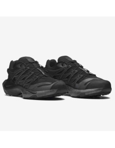 Sneakers XT PU.RE Black / Black Salomon présentées portées de face｜Magasin Homme Toulouse 2