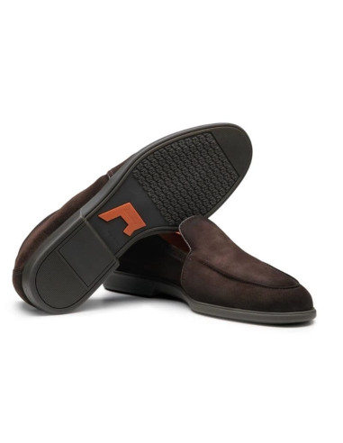 Mocassin En Daim Brun Foncé Homme Santoni présentée portée de dessous｜Magasin Homme Toulouse