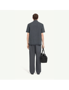 Chemise En Coton Anthracite Homme MM6 présentée portée de face｜Magasin Homme Toulouse 2