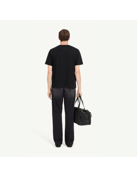 T-shirt À Étiquette Griffée Noir Homme MM6 présenté porté de dos｜Boutique Homme Toulouse