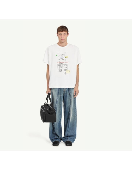 T-shirt imprimé Bibliothèque Blanc Homme MM6 présenté porté de face｜Boutique Homme Toulouse