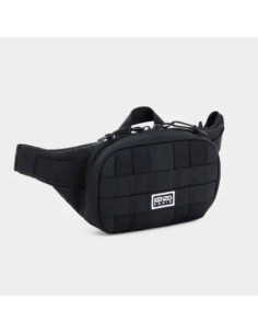 Sac banane 'KENZO Explorer' Noir Homme Kenzo présenté porté de face｜Boutique Homme Toulouse