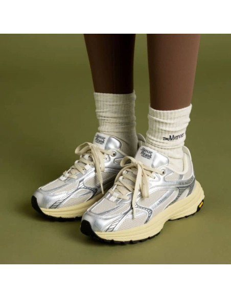 Sneakers The Re-Run Vibram Silver Homme The Mercer Brand présentées portées de face｜Magasin Homme Toulouse