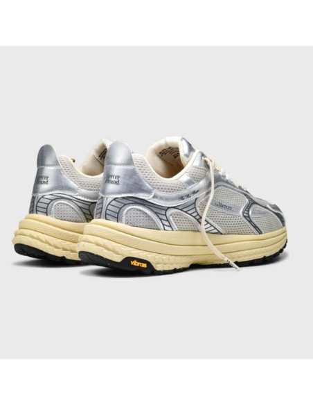 Sneakers The Re-Run Vibram Silver Homme The Mercer Brand présentées portées de dos｜Magasin Homme Toulouse