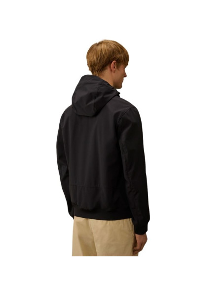 Shell-R Hooded Lens Jacket Total Eclipse Homme C.P Company présentée portée de dos｜Magasin Homme Toulouse