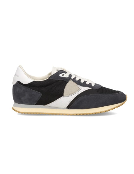 Baskets Blville Noir et Blanc Homme Philippe Model présentée portée de profil｜Magasin Homme Toulouse