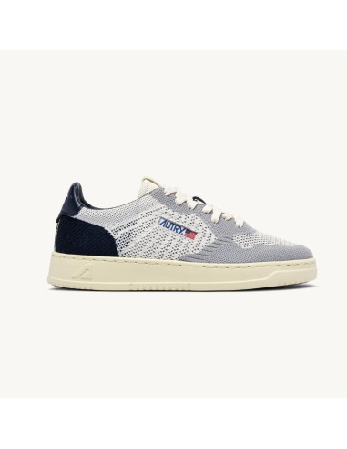 Sneakers Medalist Easeknit Low En Mesh Ivoire Space Et Loft Homme Autry présentés portés de face｜Boutique Homme Toulouse