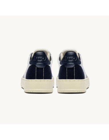 Sneakers Medalist Easeknit Low En Mesh Ivoire Space Et Loft Homme Autry présentés portés de dos｜Boutique Homme Toulouse