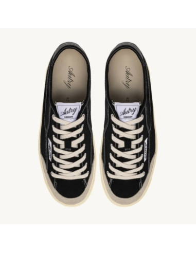 Sneakers Windscape Low En Toile Noir Homme Autry présentées portées de haut｜Magasin Homme Toulouse