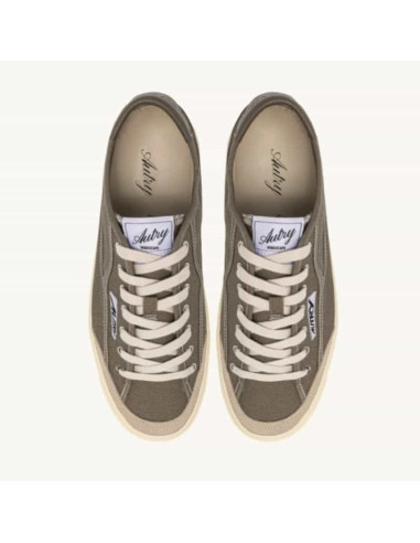 Sneakers Windscape Low En Toile Military Homme Autry présentées portées de haut｜Magasin Homme Toulouse