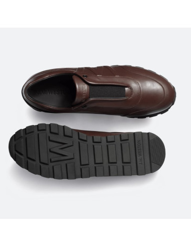 Basket On My Way Racing Marron Homme J.M Weston présentée portée de dessous｜Magasin Homme Toulouse