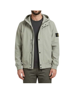 Veste Light Soft Shell-R E.Dye® Technology Sage Homme Stone Island présentée portée de face｜Magasin Homme Toulouse