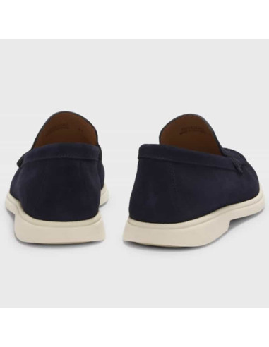 Mocassins En Cuir Suédé Blue Foncé Homme Boss présentés portés de dos｜Boutique Homme Toulouse