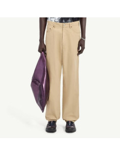 Pantalon Trench En Coton Rose Beige Homme MM6 présenté porté de face｜Boutique Homme Toulouse